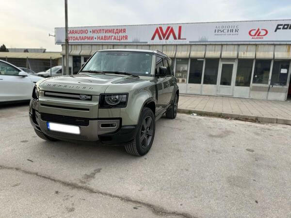 Ъпгрейд на говорителите в Land Rover Defender 2022 с Helix Ci3 W165FM-S2, S 3M, Ci3 T20FM-TI и звукоизолация на вратите SilentCoat М3 + NoiseIsolator
