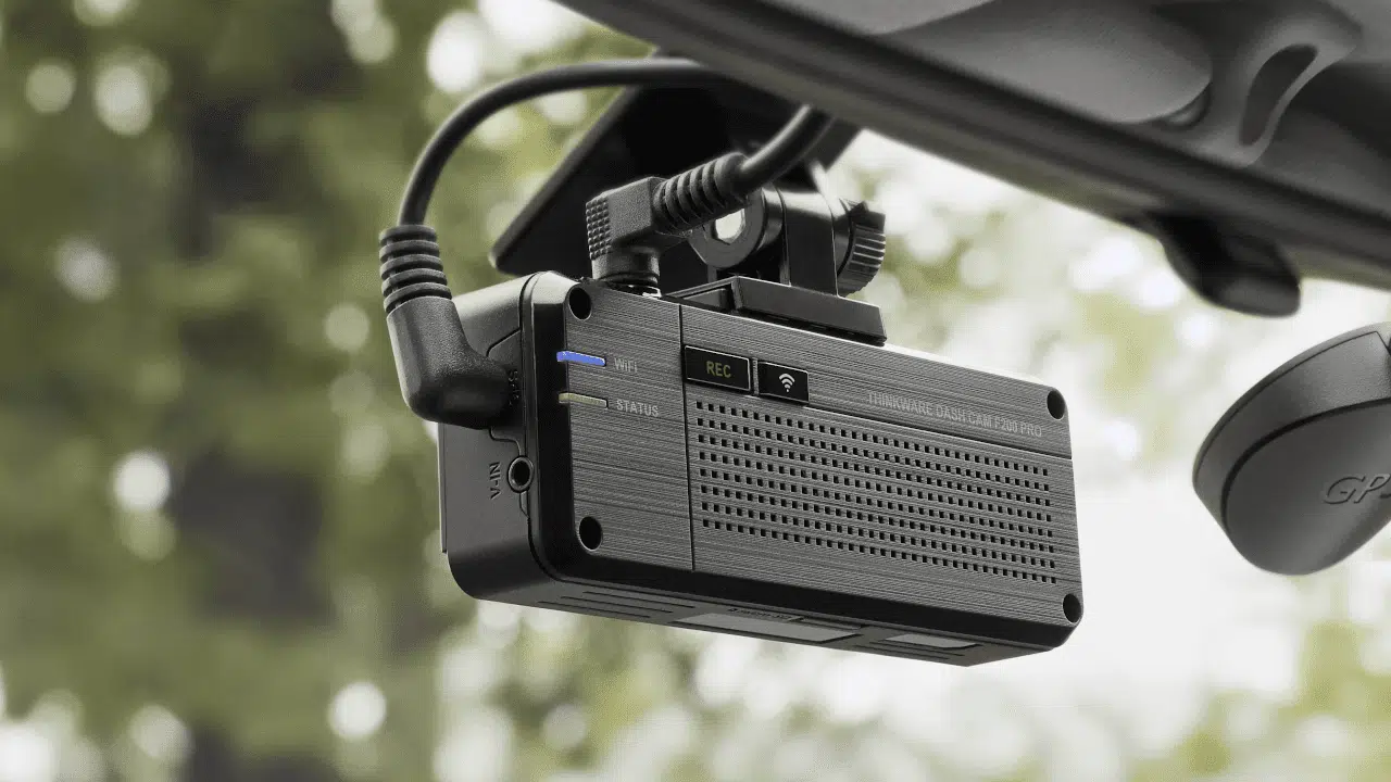Видеорегистратор Thinkware F200 PRO Front camera image 3