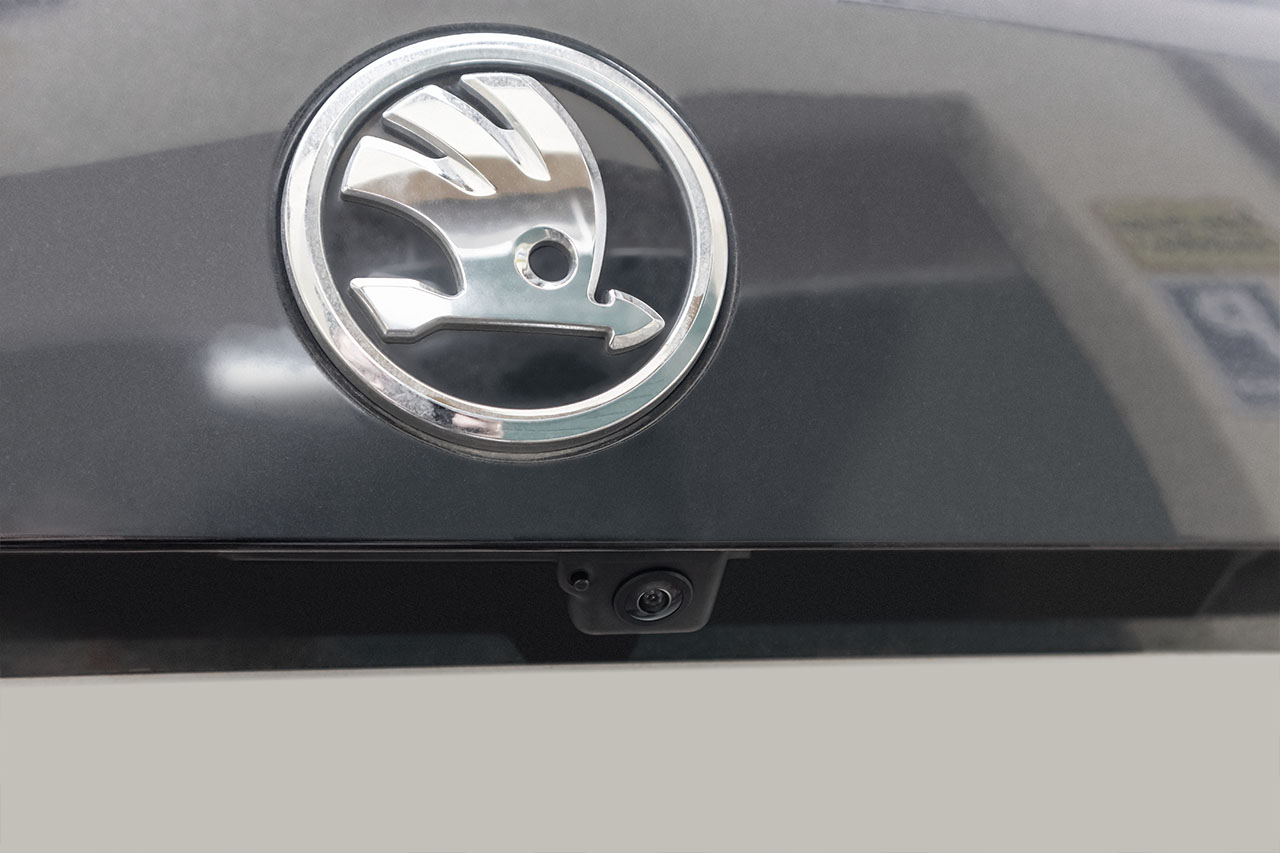 Камера за задно виждане Retrofit за Skoda Superb 3V 2015- ,Kufatec 41559