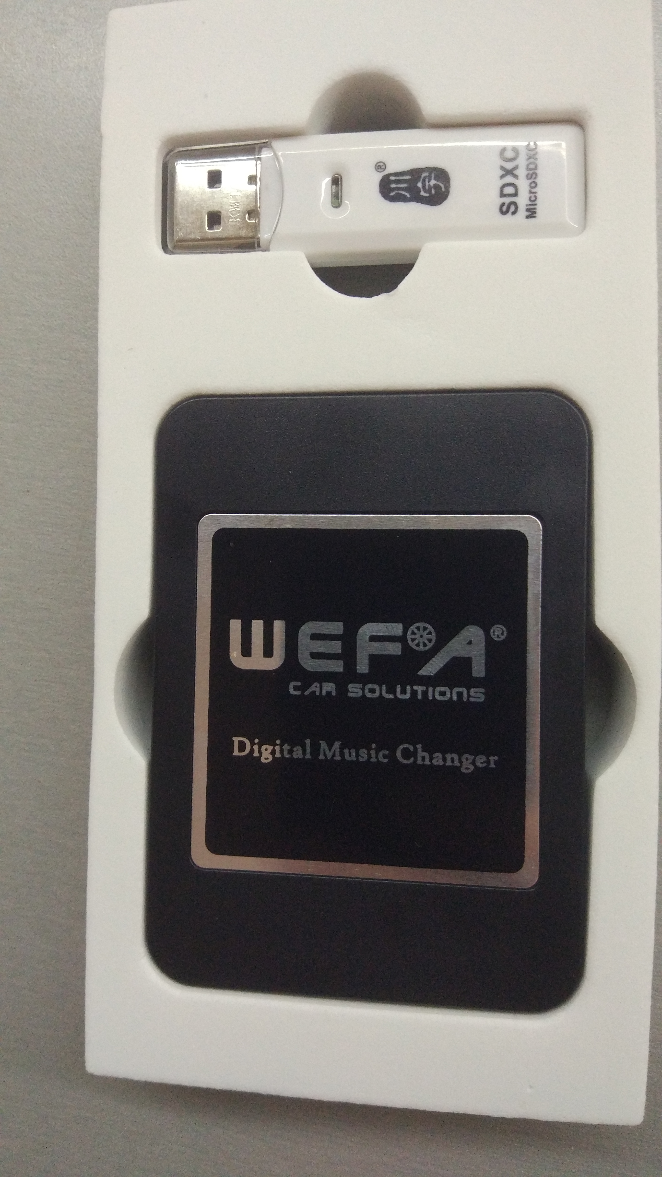 Дигитален CD-Changer Wefa с Bluetooth за Nissan